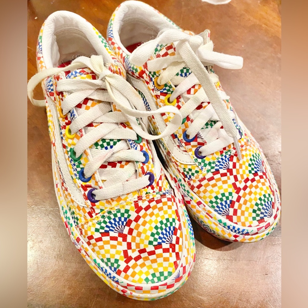 Vans Pride Sneakers. Adult M4.5/W6